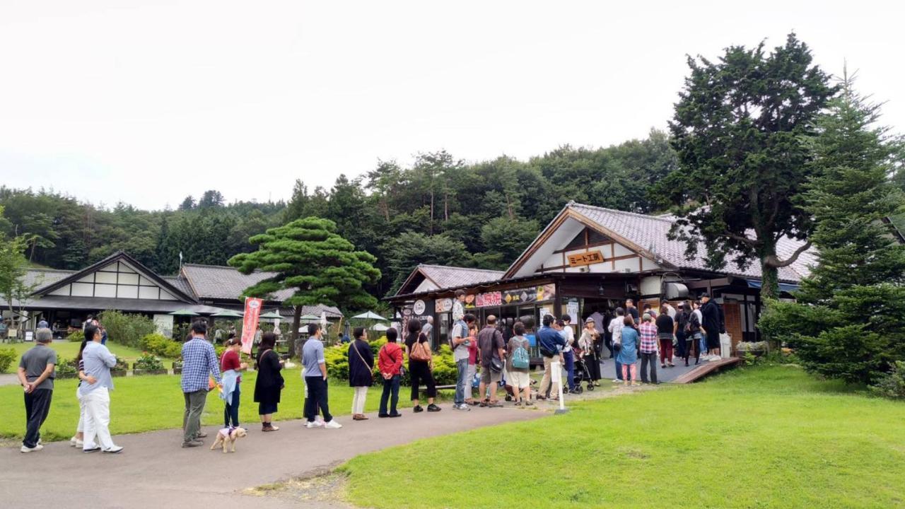Toyoko Inn Gumma Isesaki Ekimae Buitenkant foto